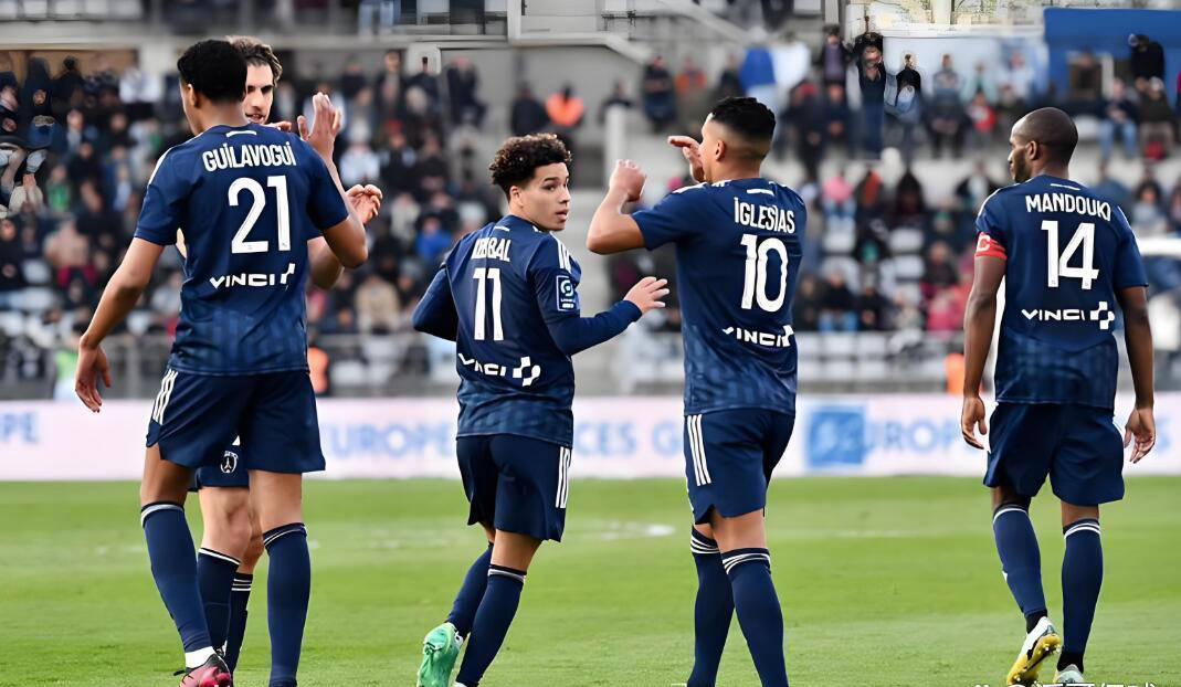 意甲与西甲关键战役预测：博洛尼亚佛罗伦萨稳操胜券，皇马主场优势明显