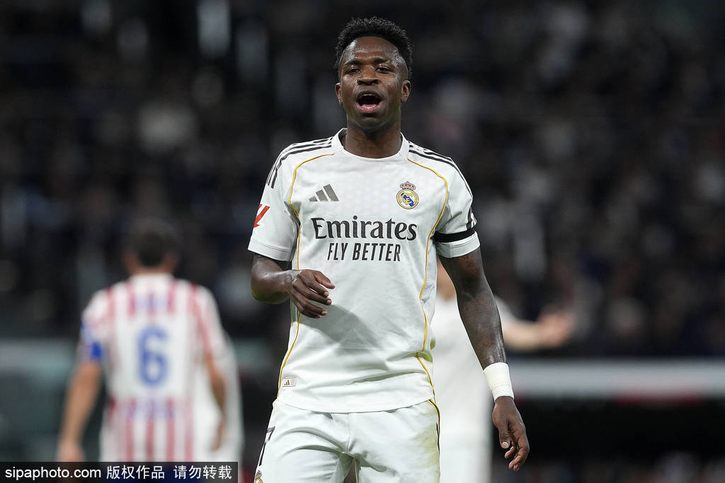 维尼修斯今夏离开皇马？枪手曼联曼城对其感兴趣